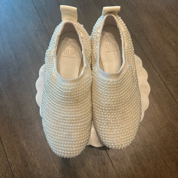 Tory Burch Cream Sneakers with Textured Knit Upper and Zigzag Sole - Picture 2 of 6